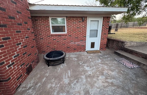 Girard House | Charming retreat house