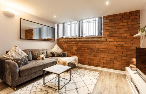 Bradford Apartment | Charming retreat in Bradford