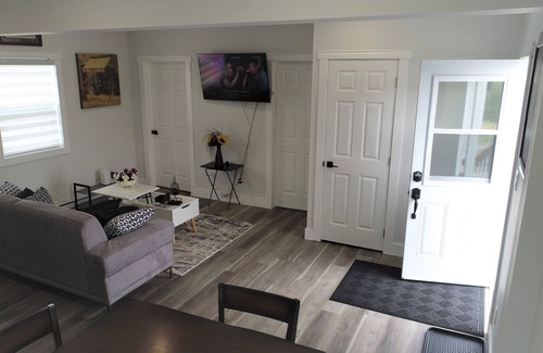 Rothesay Apartment | Charming Retreat on Rothesay Road