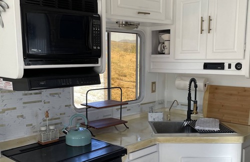 Temecula House | Charming retreat pet friendly in the wine country