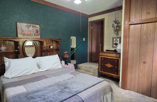Rochert Other | Charming rustic, family friendly farmhousennear Detroit Lakes - 5 beds available