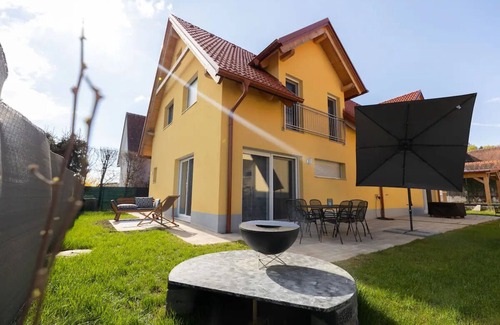 Stainz House | Charming semi-detached house in idyllic Stainz