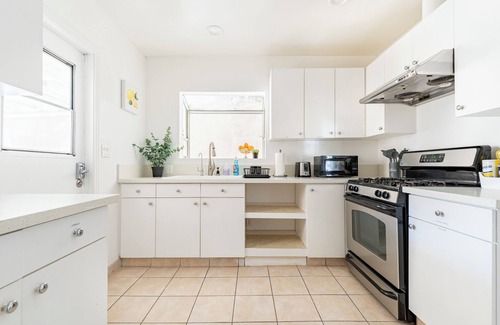 South San Gabriel House | Charming Spacious Home - Modern Comforts, Prime Location