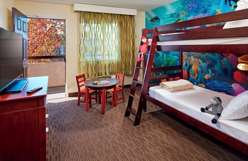 University Heights Hotel | Charming Stay Minutes Away from SeaWorld & San Diego Zoo