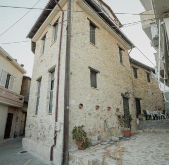 Kavrochori Villa | Charming Stone Villa in Crete