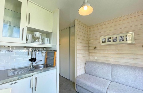 Les Menuires Apartment | Charming Studio for 2 in Les Menuires - Ski-In/Ski-Out, Near Shops and Free Shuttle