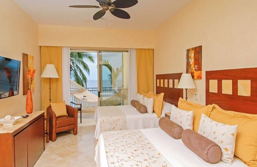 Conchas Chinas Resort | Charming Studio/1/2 bdr resort in brilliant Puerto Vallarta with beach access