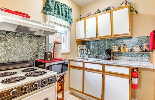 Stone Mountain Apartment | Charming Studio ~ 5 Mi to Stone Mountain Park