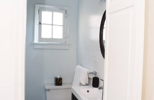 Altadena Apartment | Charming studio with WiFi and AC in serene Altadena