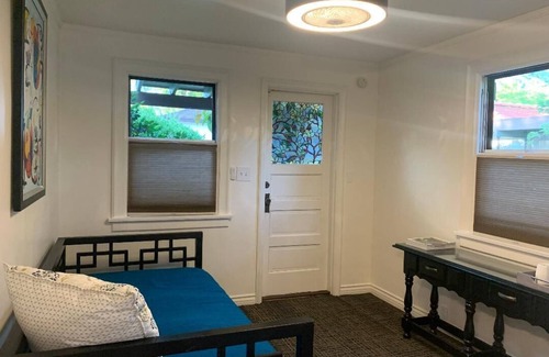 Altadena Apartment | Charming studio with WiFi and AC in serene Altadena