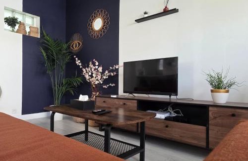 Pontault-Combault Apartment | Charming townhouse for 5 people