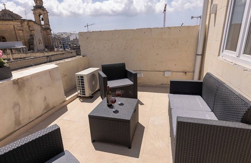Msida House | Charming townhouse, fully airconditioned in central Imsida.