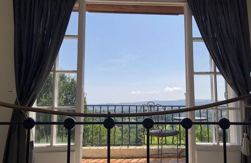 Saint-Paul-de-Vence Villa | CHARMING VILLA šPanoramic views of sea & mountain, private sunny terraces, pool