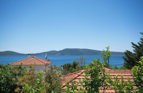 Nimfea Villa | Charming villa with 2 bedrooms and WiFi, AC in peaceful Alonissos