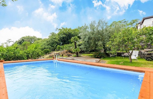 Mascali Villa | Charming Villa With Pool and Panoramic Surroundings