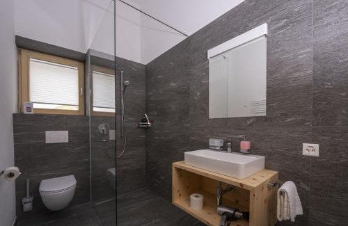 Santa Maria Val Muestair Apartment | Chasa Helvetia Studio