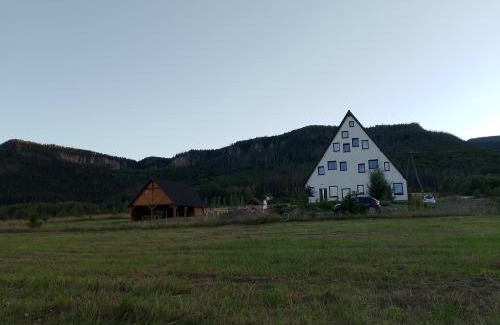 Radkow House | Chata Otulina Radków - komfortowa chata z widokiem w Górach Stołowych
