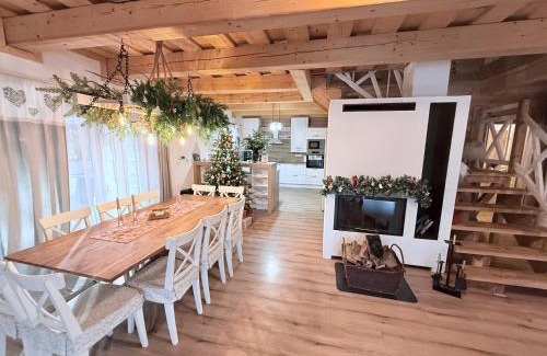 Dolna Lehota Ski Chalet | Chata v Lesíku