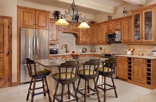 Aspen Condo | Chateau DuMont by iTrip Aspen Snowmass