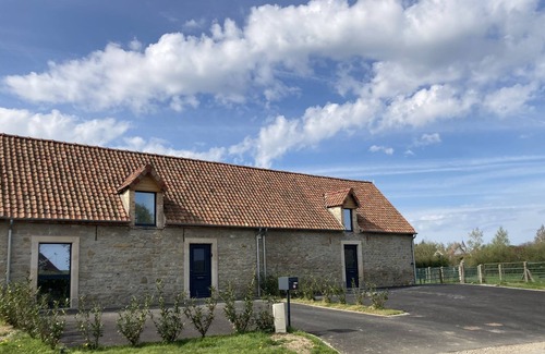 Conteville-les-Boulogne Cottage | Chateau/Country House