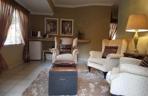 Erasmuskloof House | Chateau Vue Guesthouse