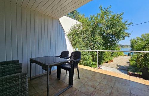 Senec House | Chatka Evka, Slnečné jazerá - Senec