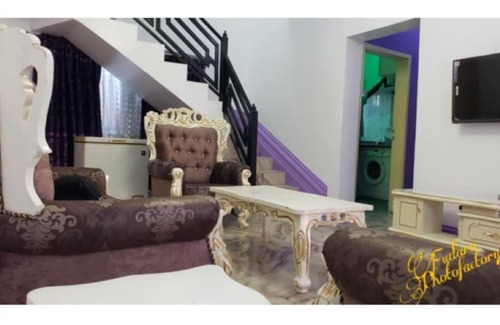 Owerri Apartment | Cheerful 3 bedroom house with a massive garden!