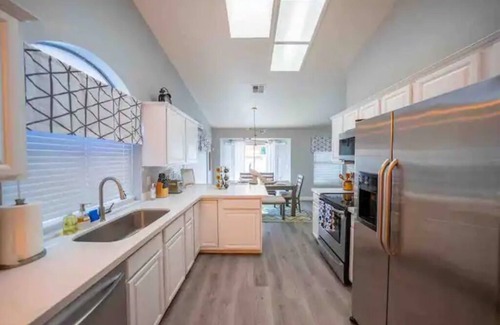 Pecos North House | Cheerful 4 bed3 ba home with pool heated