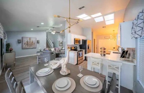 Pecos North House | Cheerful 4 bed3 ba home with pool heated