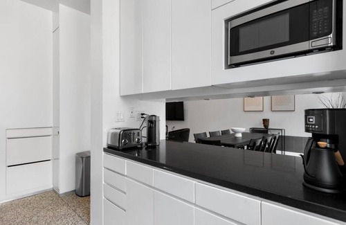 Meatpacking District Apartment | Chelsea Canvas II by RoveTravel | Large 3BR Duplex