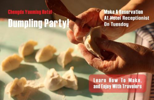 Qingyang Hotel | Chengdu Yueming Hotel,2-minute walk to Zhongba Subway ,close to Kuanzhai Alley and Chunxi Road,Free laundry, Free coffee, Chengdu food,English communication well,Private travel advice