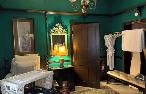 Columbia Bed & Breakfast | Chesnut Cottage Inn Bed & Breakfast