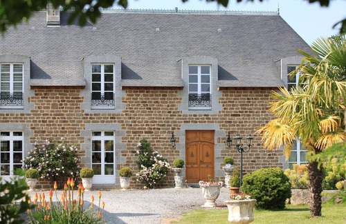 Sens-de-Bretagne House | chez céline