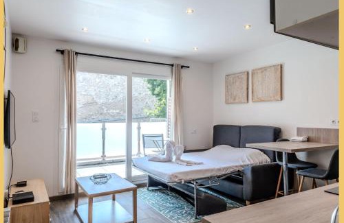 Annemasse Apartment | Chez Delrue I Studio I Annemasse