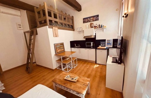 Cassis Apartment | Chez Giulia Cassis - Studio near the beach