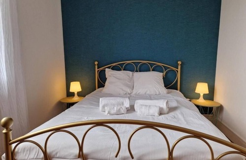 Saint-Pierre-le-Chastel Apartment | *Chez Maurice* Family home & Countryside