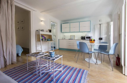 Misericordia Apartment | Chiado Blue by Homing