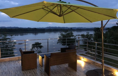 Chiang Khan Villa | Chiang Khan Riverside Pool Villa Luxury propery on the banks of the Mekong River