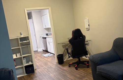 North Raleigh Apartment | Chic 1-bedroom with WiFi and AC in fantastic Raleigh