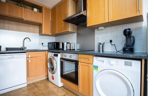 Temple Bar Apartment | Chic 2BR in Temple Bar-5 min walk to Dublin Castle