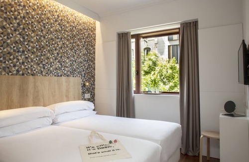 La Nova Esquerra de l'Eixample Hotel | Chic & Basic Velvet