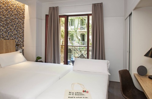 La Nova Esquerra de l'Eixample Hotel | Chic & Basic Velvet