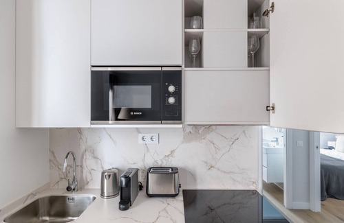 Castellana Apartment | Chic Castellana 2BR w/Doorman, nr Restaurants, by Blueground