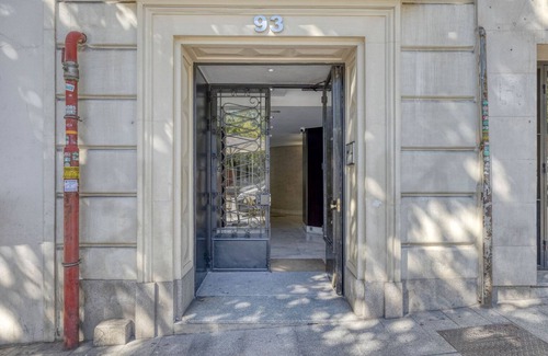 Castellana Apartment | Chic Castellana 2BR w/Doorman, nr Restaurants, by Blueground