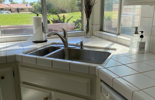 Indio Condo | Chic condo with a view