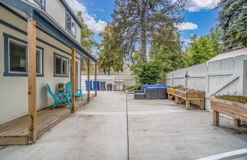 Loveland House | Chic Downtown Loveland Cottage- Close to Rocky Mountain National Park!