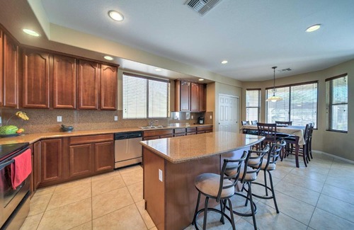 Maricopa House | Chic Maricopa Golf Course Escape with Outdoor Oasis!