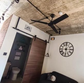 Mosta Apartment | Chic Penthouse industrial-style