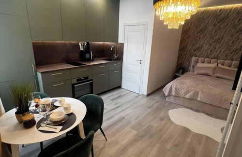 Siauliai City Center Apartment | Chic Residence