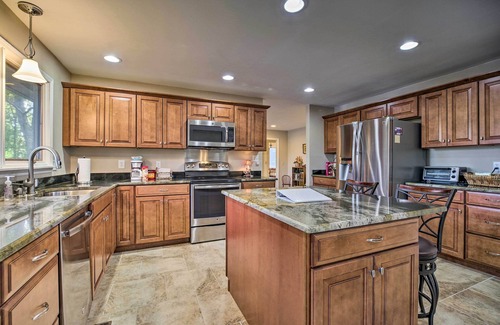 Dayton House | Chickamauga Lake Vacation Rental w/Boat Dock!